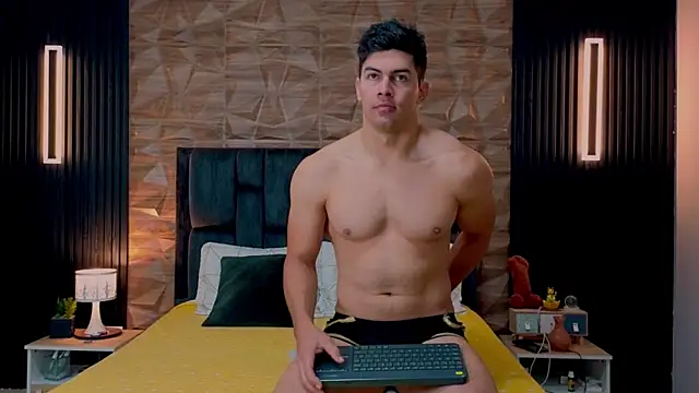 FelipeAndMarcello3 online show from September 17, 2025, 2:08 pm