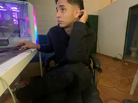 Max TheHorseDick online show from March 20, 2026, 7:24 am