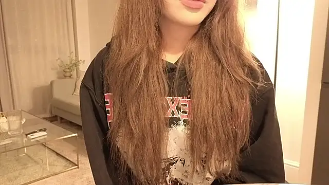 Snapshot of TammiLou chatting on December 21, 2025, 7:15 am TammiLou online show from December 21, 2025, 7:15 am