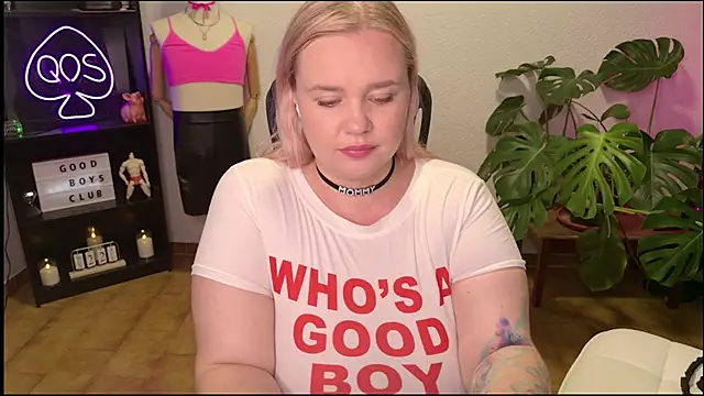 MargotGrey online show from July 22, 2026, 6:54 pm