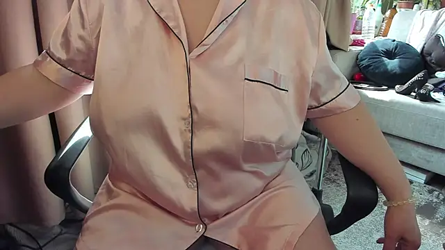 Anita-boobs online show from April 12, 2026, 9:36 am