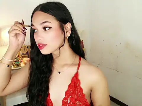 Webcumcutie online show from October 6, 2025, 5:38 am