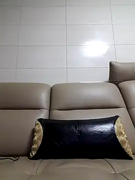 Ssk10N online show from February 17, 2025, 3:31 pm