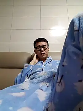 Ssk10N online show from February 24, 2025, 1:10 pm