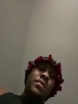 Foreignthababyy online show from April 8, 2026, 6:02 am