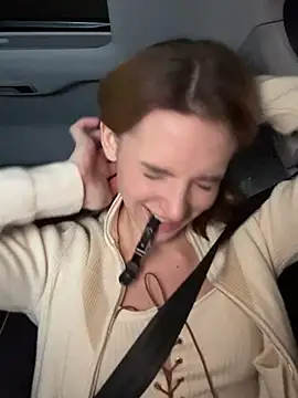 -AngelAri- online show from February 12, 2025, 7:45 pm