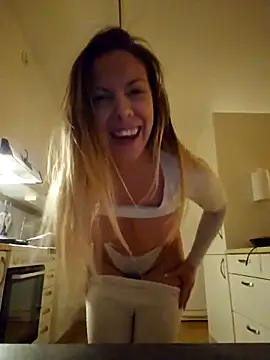 Snapshot of novaforyou1 chatting on February 19, 2025, 8:10 pm novaforyou1 online show from February 19, 2025, 8:10 pm