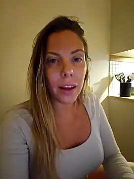 Snapshot of novaforyou1 chatting on February 20, 2025, 3:52 pm novaforyou1 online show from February 20, 2025, 3:52 pm