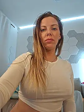 Snapshot of novaforyou1 chatting on March 6, 2025, 9:03 am novaforyou1 online show from March 6, 2025, 9:03 am