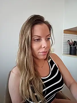 Snapshot of novaforyou1 chatting on March 7, 2025, 4:33 pm novaforyou1 online show from March 7, 2025, 4:33 pm