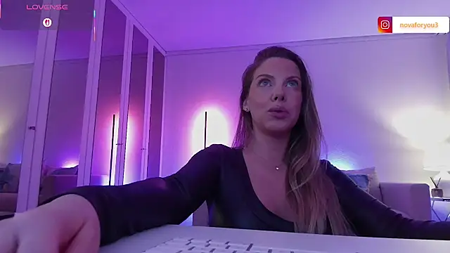 Snapshot of novaforyou1 chatting on October 29, 2025, 9:05 pm novaforyou1 online show from October 29, 2025, 9:05 pm