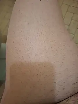 Snapshot of Frossi94 chatting on March 6, 2026, 10:56 am Frossi94 online show from March 6, 2026, 10:56 am