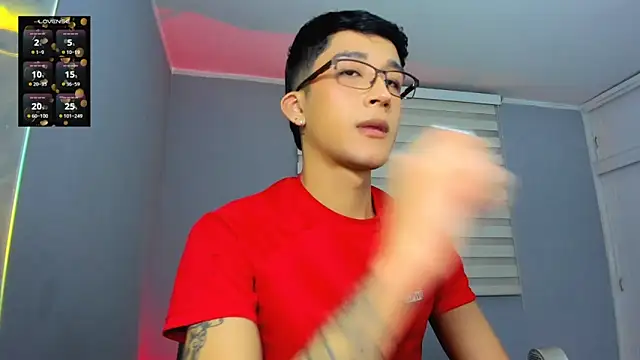 Snapshot of tom_Howard chatting on November 28, 2025, 10:34 pm tom Howard online show from November 28, 2025, 10:34 pm