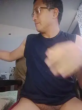 Mghty-cockl88 online show from December 3, 2025, 2:26 pm