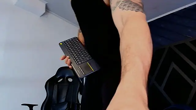 Petesevans online show from April 19, 2026, 4:17 pm