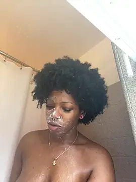 mochamimi online show from March 27, 2026, 3:45 pm