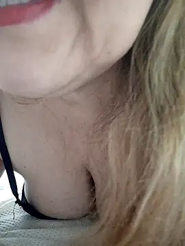 Snapshot of sua_sub_ chatting on November 25, 2025, 12:16 pm sua sub online show from November 25, 2025, 12:16 pm