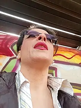 RebeccaNoble online show from April 14, 2026, 12:44 pm