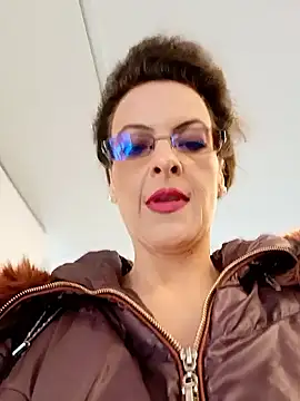 RebeccaNoble online show from April 21, 2026, 11:49 am