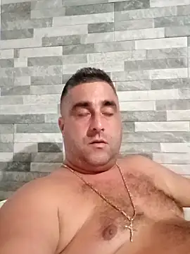 ADRIAN ADI40 online show from September 18, 2025, 6:43 pm