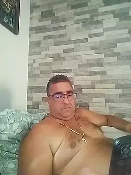 Snapshot of ADRIAN_ADI40 chatting on August 6, 2026, 2:41 pm ADRIAN ADI40 online show from August 6, 2026, 2:41 pm
