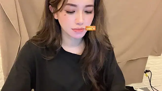 Tw Zoella online show from March 3, 2025, 3:09 pm