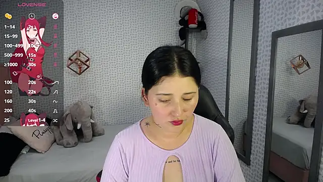 BIANCAROY1 online show from February 25, 2025, 6:42 pm