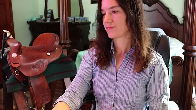 thornburyrose online show from February 4, 2026, 7:53 pm