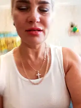 JennyOMay online show from September 22, 2025, 3:52 am