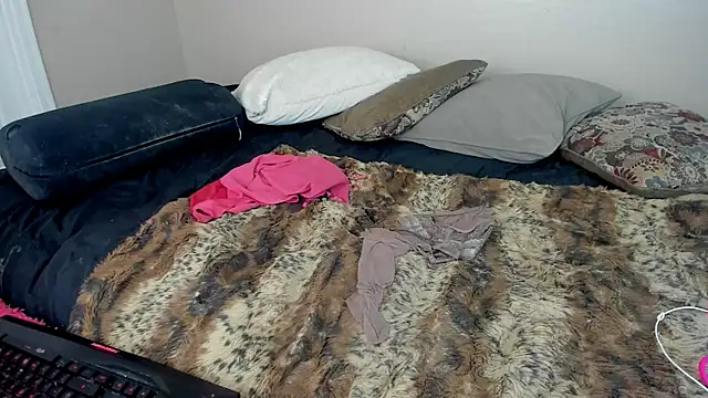 Snapshot of Lourdesnoir@xh chatting on September 18, 2025, 2:57 am Lourdesnoirxh online show from September 18, 2025, 2:57 am