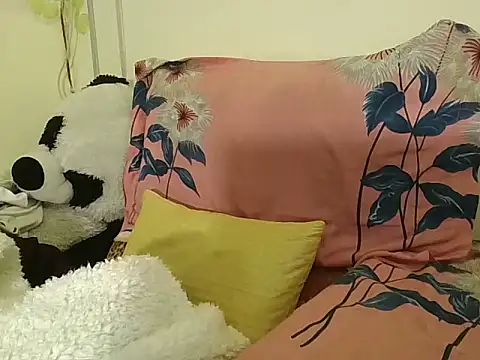 SHENOY3 online show from January 28, 2025, 6:17 pm