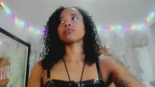 kelly thomson online show from February 16, 2025, 9:38 pm