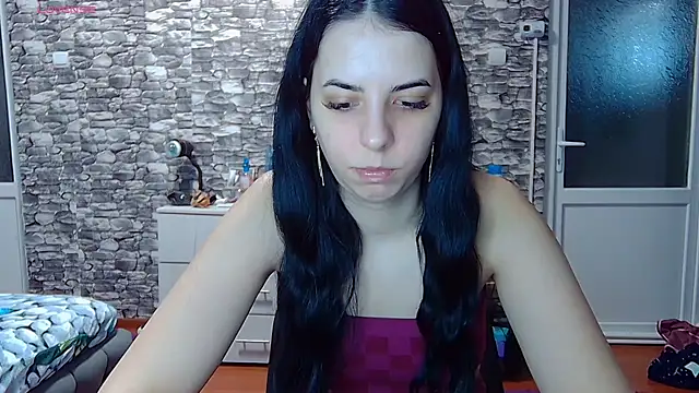 Snapshot of _Mari____ chatting on February 10, 2026, 8:40 am Mari online show from February 10, 2026, 8:40 am