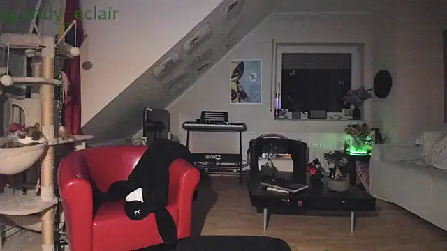 tinny williams online show from September 19, 2025, 4:14 am