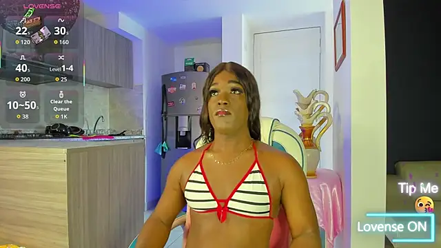 SammyGirlTS online show from October 26, 2025, 2:45 pm