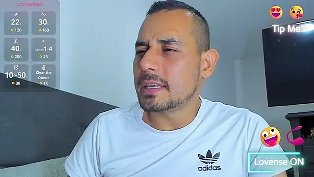 jhonyalzate2 online show from February 12, 2025, 12:27 am