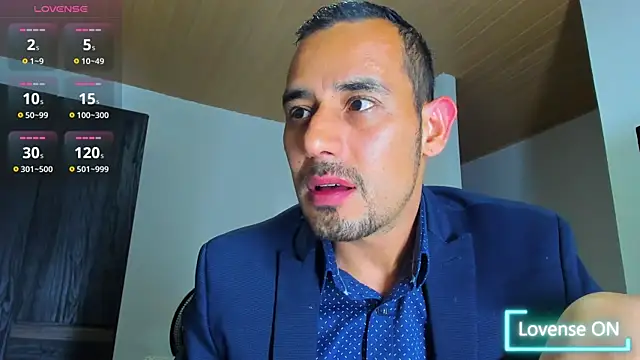 jhonyalzate2 online show from November 5, 2025, 1:27 am