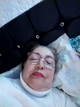 Vicky Rosse online show from October 2, 2025, 9:00 pm