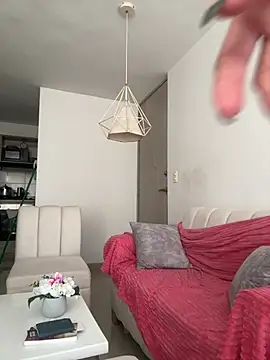 vicky rachell online show from February 23, 2025, 10:20 pm