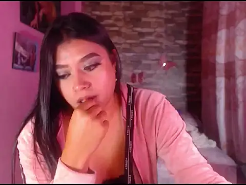 katrinawillff online show from February 11, 2025, 9:09 am