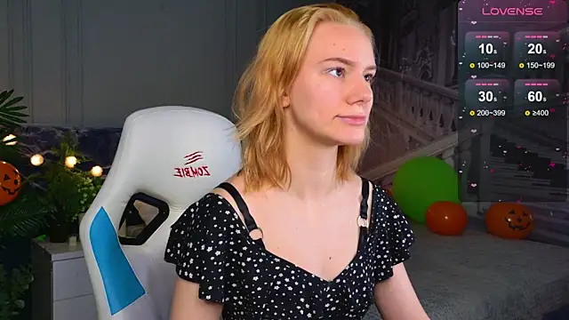 Ramona    online show from October 25, 2025, 6:10 am