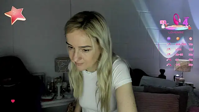 1Sweetnina online show from November 11, 2025, 9:04 pm