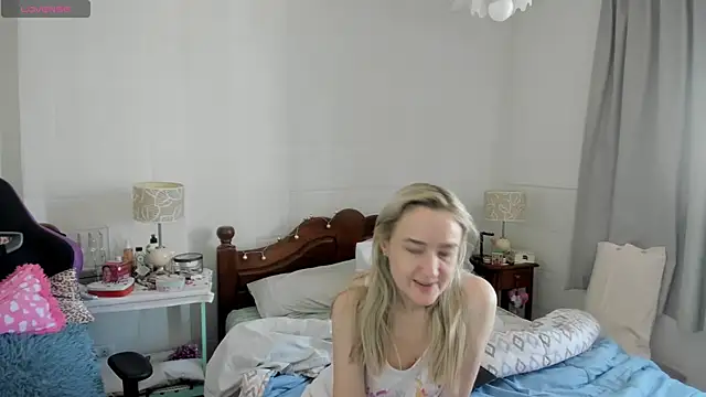 1Sweetnina online show from November 16, 2025, 6:13 pm