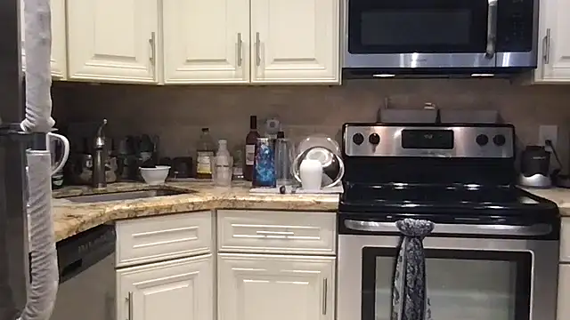 BigGuyMuscle online show from April 9, 2026, 8:58 pm