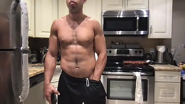 BigGuyMuscle online show from April 21, 2026, 2:51 am