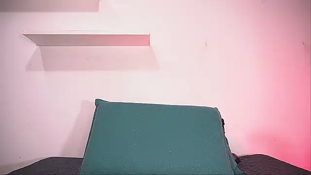 alexaa walker online show from October 12, 2025, 12:15 pm