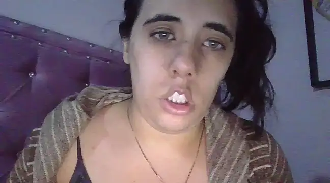 annarose19 online show from January 2, 2025, 11:38 pm