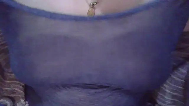 annarose19 online show from January 3, 2025, 11:12 pm