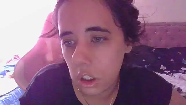 annarose19 online show from January 10, 2025, 4:51 pm