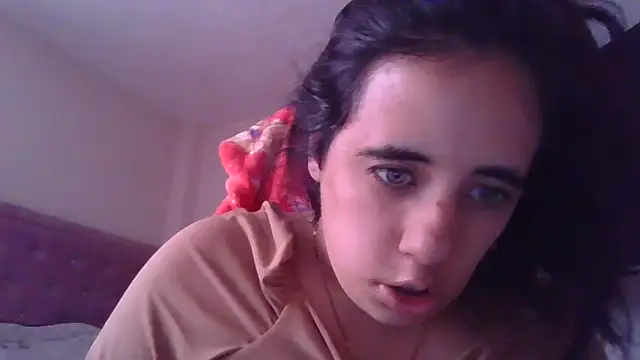 annarose19 online show from January 13, 2025, 10:35 pm